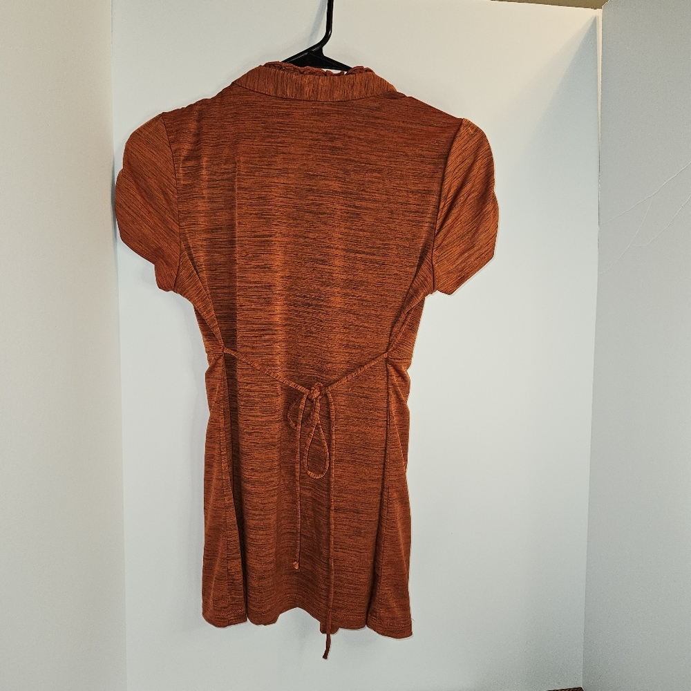 Rustic Orange Size Medium No Stains No Tears - Picture 2 of 6